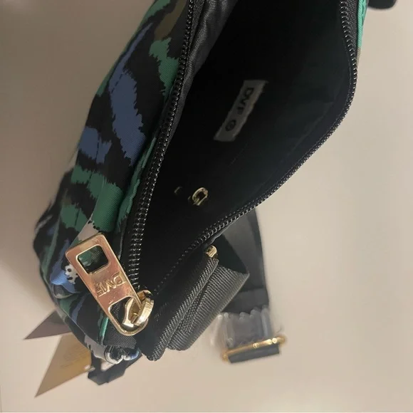 Diane Von Furstenberg for Target crossbody - Picture 3 of 7